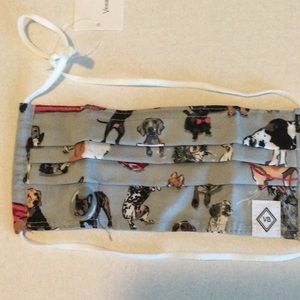 COPY - Vera Bradley Best in Show Pleated Mask Adj…